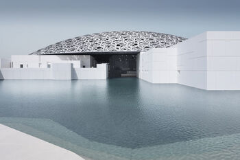 Kunstmuseum Louvre opent vestiging in Abu Dhabi