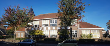 Eindhoven verkoopt scholen aan corporatie