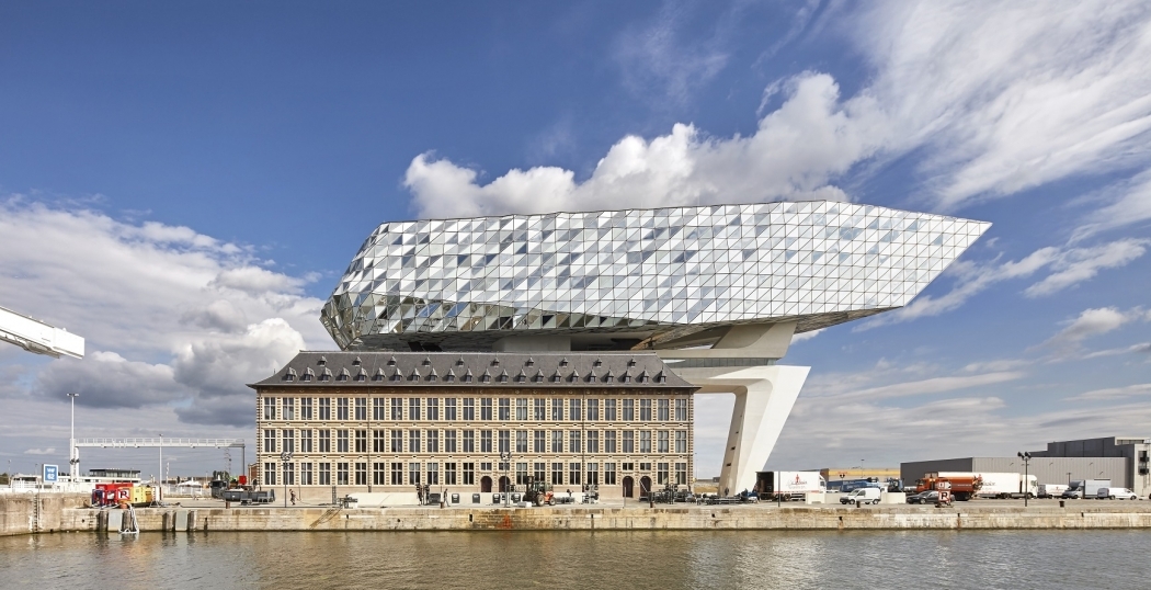 Nieuw Havenhuis Antwerpen door Zaha Hadid Architects