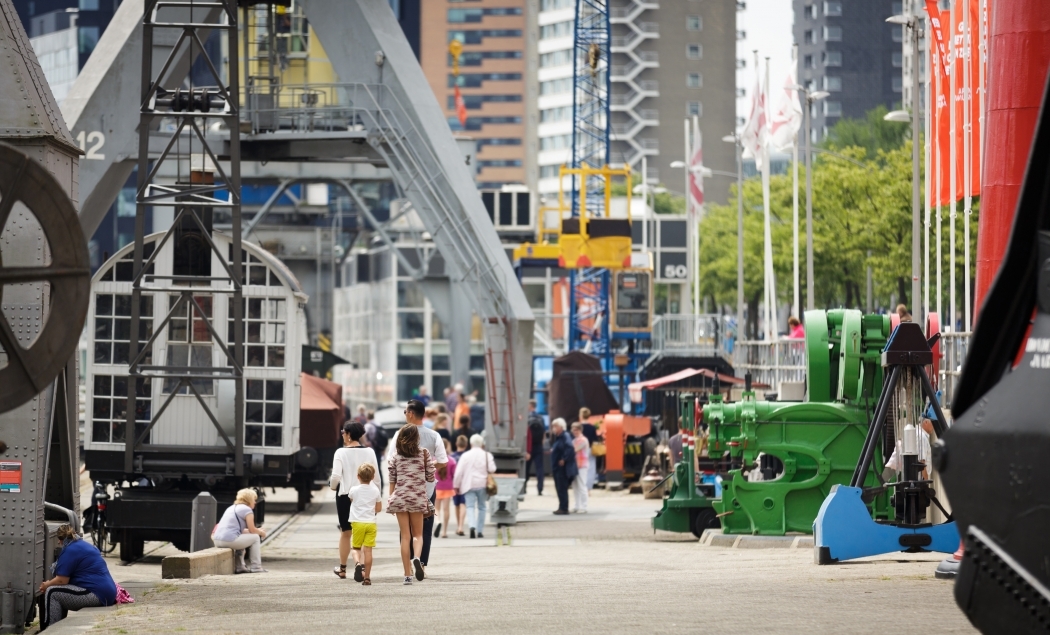 MoederscheimMoonen Architects ontwerpt nieuw Leuvehavenpaviljoen in Rotterdam