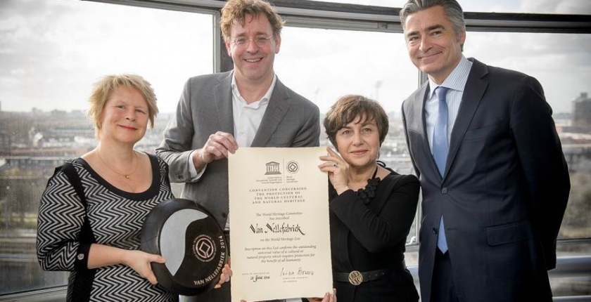 Plaquette UNESCO wereld erfgoed voor Van Nelle Fabriek