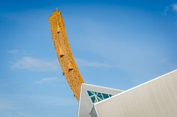 Dit is de architect van de beroemde klimtoren in Groningen