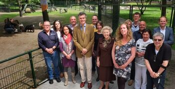 Prinses Beatrix brengt werkbezoek aan Jantje Beton Speelbuurt Tilburg