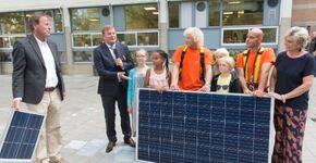 Schooldakrevolutie van start na installatie eerste zonnepanelen