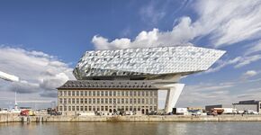 Nieuw Havenhuis Antwerpen door Zaha Hadid Architects