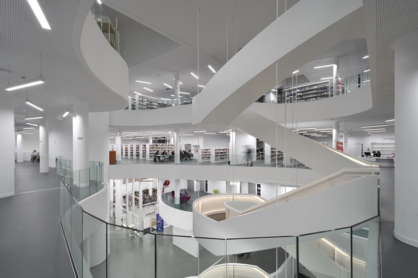  © Jean-Pierre Lott Architecte