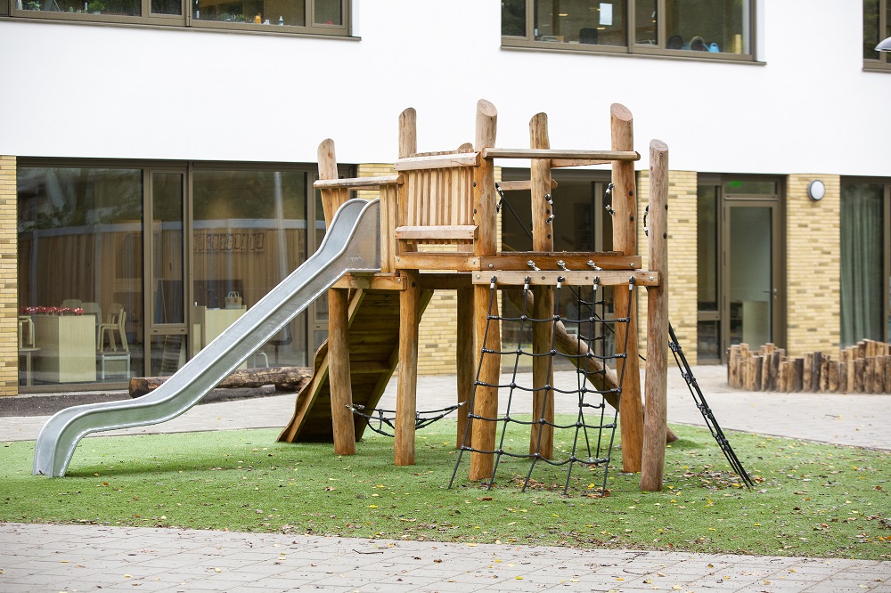 Speelplek verlengstuk van school